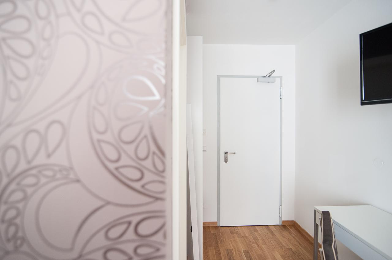 Hotel Apartment Am Arbach Eningen unter Achalm Rom bilde